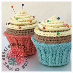 Free Cupcake Pin Cushion Crochet Pattern